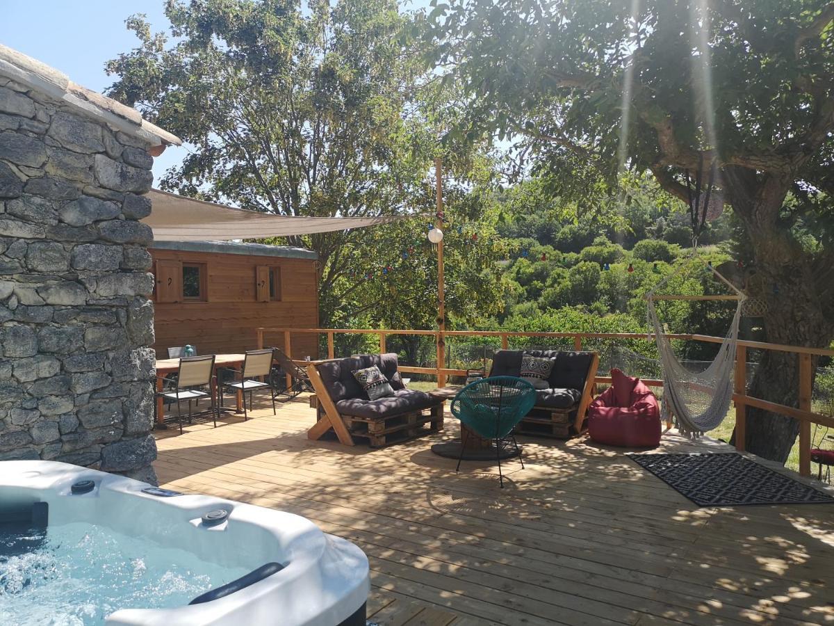Roulotte La Cle Du Luberon Villa Buoux Dış mekan fotoğraf